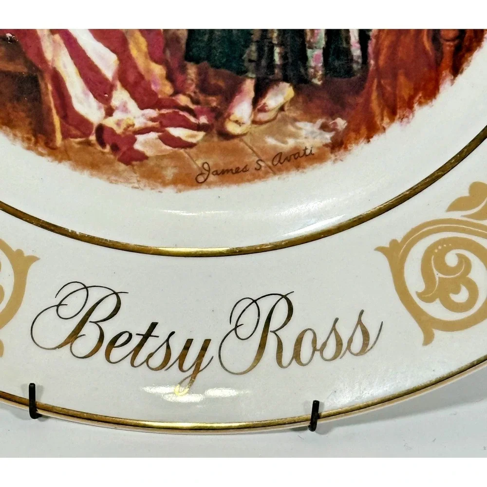 Avon Betsy Ross Collector Plate White Gold 1973 James Avati Wedgwood